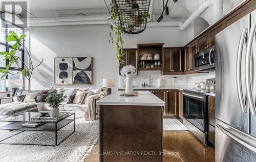 306 - 404 King Street West Street W, Kitchener, ON - Indoor Photo Showing Kitchen With Stainless Steel Kitchen