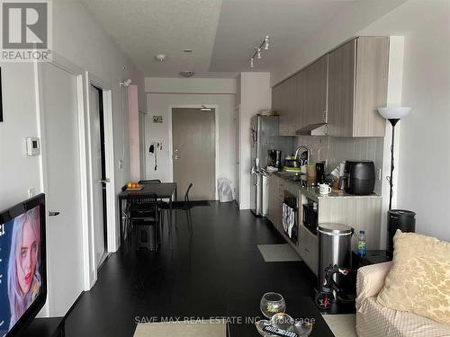 220 - 7 Kenaston Gardens, Toronto (Bayview Village), ON - Indoor