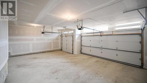 3191 Searidge Street, Severn, ON - Indoor Photo Showing Garage