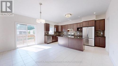 3191 Searidge Street, Severn, ON - Indoor Photo Showing Kitchen With Upgraded Kitchen