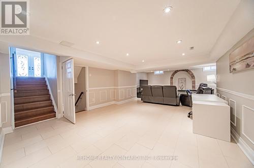 878 Silver Birch Trail, Mississauga, ON - Indoor Photo Showing Laundry Room