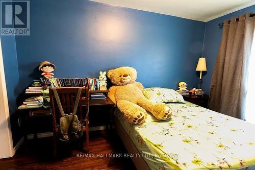 30 Peterson Drive, Toronto, ON - Indoor Photo Showing Bedroom