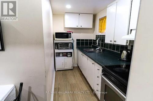 30 Peterson Drive, Toronto (Humbermede), ON - Indoor Photo Showing Kitchen With Double Sink