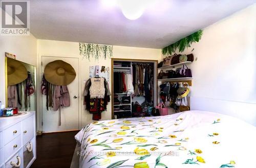 30 Peterson Drive, Toronto (Humbermede), ON - Indoor Photo Showing Bedroom