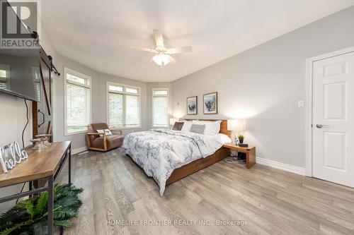 4100 Stonebridge Crescent, Burlington (Rose), ON - Indoor Photo Showing Bedroom