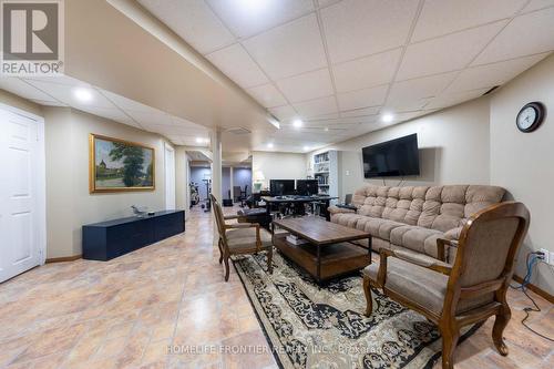 4100 Stonebridge Crescent, Burlington, ON - Indoor