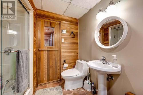 4100 Stonebridge Crescent, Burlington (Rose), ON - Indoor Photo Showing Bathroom