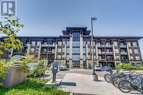 420 - 5020 Corporate Drive, Burlington, ON - Outdoor