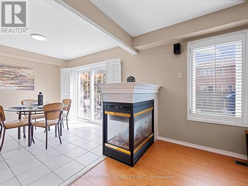 21 Sandyside Crescent, Brampton (Fletcher'S Meadow), ON - Indoor With Fireplace