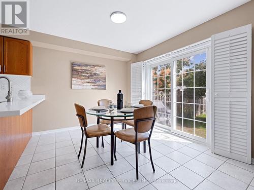 21 Sandyside Crescent, Brampton (Fletcher'S Meadow), ON - Indoor Photo Showing Dining Room