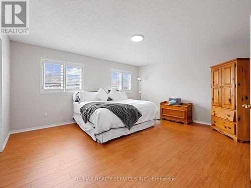 21 Sandyside Crescent, Brampton (Fletcher'S Meadow), ON - Indoor Photo Showing Bedroom