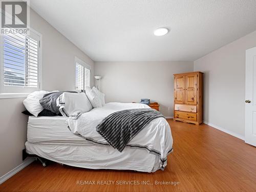 21 Sandyside Crescent, Brampton (Fletcher'S Meadow), ON - Indoor Photo Showing Bedroom