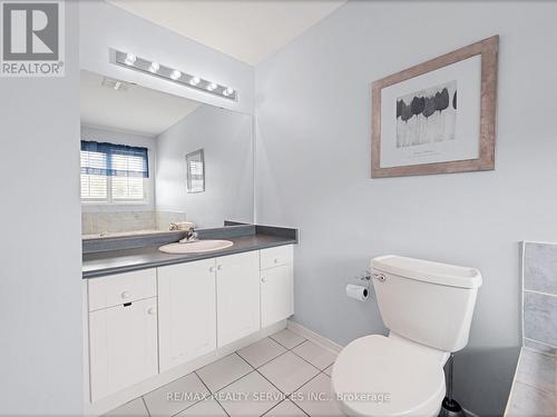 21 Sandyside Crescent, Brampton, ON - Indoor Photo Showing Bathroom