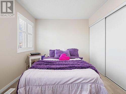 21 Sandyside Crescent, Brampton (Fletcher'S Meadow), ON - Indoor Photo Showing Bedroom