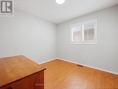 21 Sandyside Crescent, Brampton (Fletcher'S Meadow), ON - Indoor Photo Showing Other Room