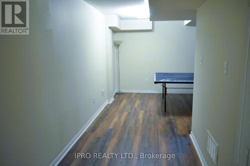 Main/Up - 319 Aspendale Crescent, Mississauga (Meadowvale Village), ON - Indoor Photo Showing Other Room