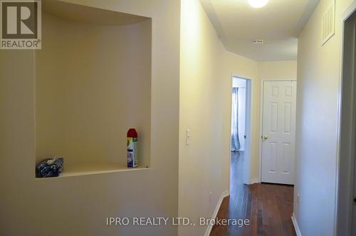 Main/Up - 319 Aspendale Crescent, Mississauga, ON - Indoor Photo Showing Other Room