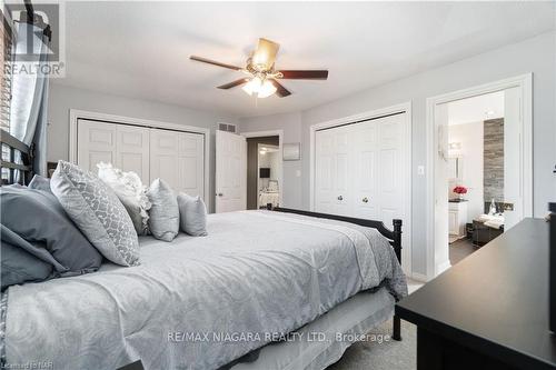 5991 Andrea Drive, Niagara Falls, ON - Indoor Photo Showing Bedroom