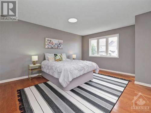 304 Statewood Drive, Ottawa, ON - Indoor Photo Showing Bedroom