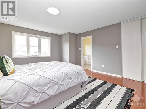 304 Statewood Drive, Ottawa, ON - Indoor Photo Showing Bedroom