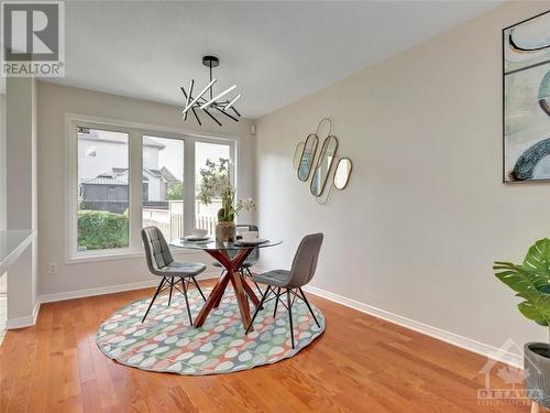 304 Statewood Drive, Ottawa, ON - Indoor Photo Showing Dining Room