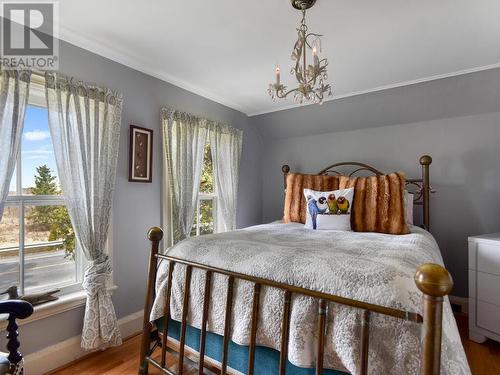 5680 Cherry Street, South Dundas, ON - Indoor Photo Showing Bedroom