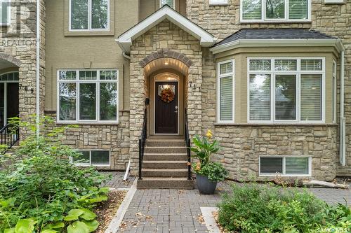 711 8Th Avenue N, Saskatoon, SK - Outdoor With Facade