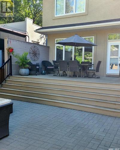 711 8Th Avenue N, Saskatoon, SK - Outdoor With Deck Patio Veranda