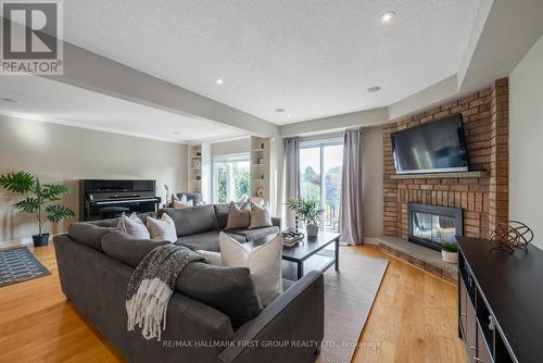 27 Dorvis Drive, Whitby (Blue Grass Meadows), ON - Indoor Photo Showing Living Room With Fireplace