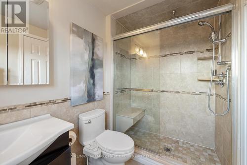 27 Dorvis Drive, Whitby (Blue Grass Meadows), ON - Indoor Photo Showing Bathroom