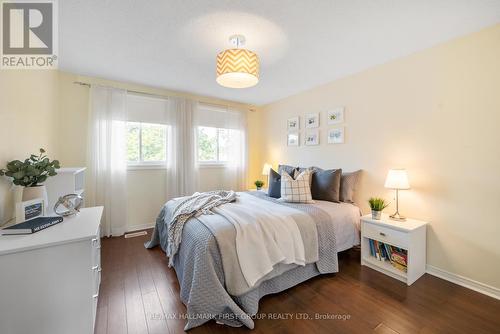 27 Dorvis Drive, Whitby (Blue Grass Meadows), ON - Indoor Photo Showing Bedroom