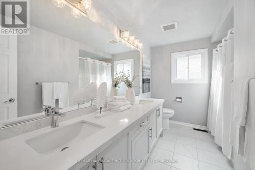 27 Dorvis Drive, Whitby (Blue Grass Meadows), ON - Indoor Photo Showing Bathroom