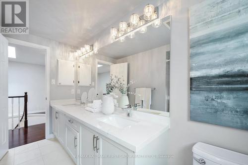 27 Dorvis Drive, Whitby (Blue Grass Meadows), ON - Indoor Photo Showing Bathroom