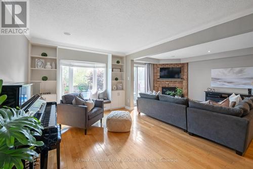 27 Dorvis Drive, Whitby (Blue Grass Meadows), ON - Indoor Photo Showing Living Room With Fireplace