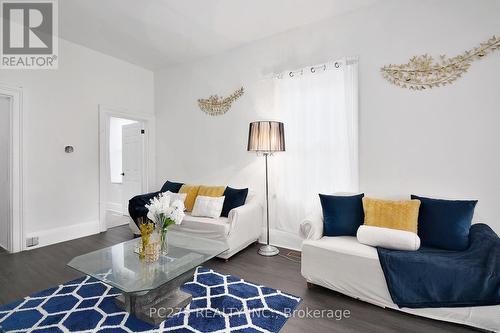 789 Little Hill Street, London, ON - Indoor Photo Showing Living Room