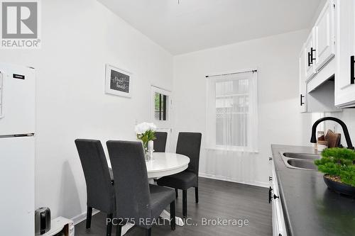 789 Little Hill Street, London, ON - Indoor Photo Showing Dining Room