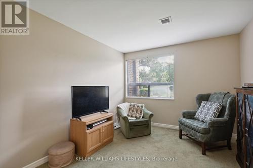 116 - 300 Everglade Crescent, London, ON - Indoor