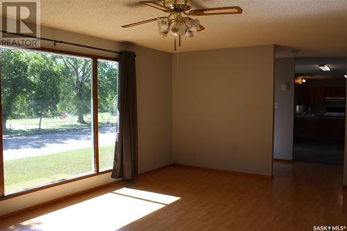 242 Cedar Avenue N, Eastend, SK - Indoor Photo Showing Other Room