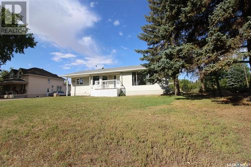 242 Cedar Avenue N, Eastend, SK - Outdoor With Deck Patio Veranda