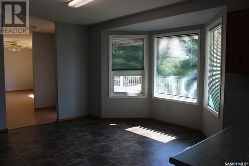 242 Cedar Avenue N, Eastend, SK - Indoor Photo Showing Other Room