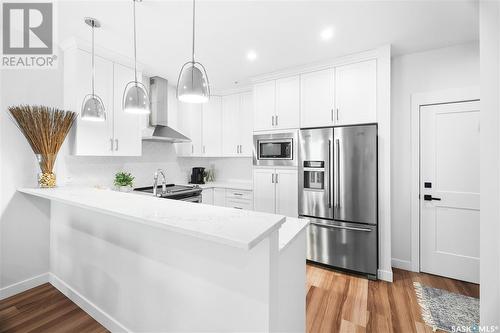 317 3581 Evans Court, Regina, SK - Indoor Photo Showing Kitchen With Stainless Steel Kitchen With Upgraded Kitchen