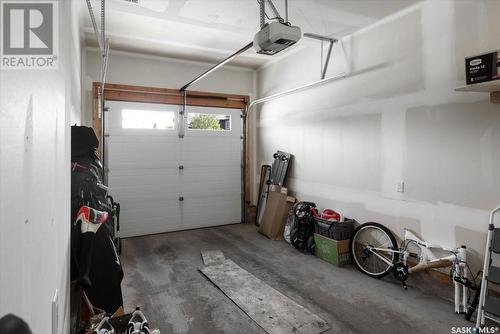 122 Demarco Pointe Lane, Regina, SK - Indoor Photo Showing Garage