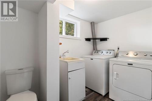 22 Madison Avenue, Moncton, NB - Indoor Photo Showing Laundry Room