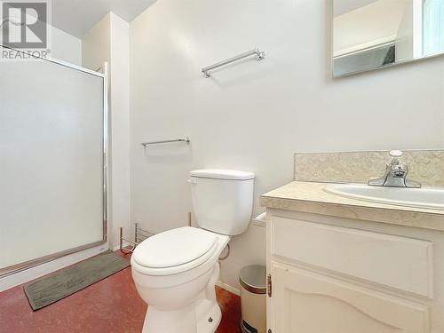 221 Fenchurch Avenue, Princeton, BC - Indoor Photo Showing Bathroom