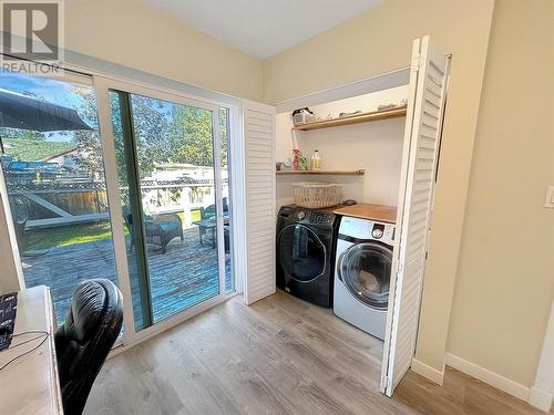 221 Fenchurch Avenue, Princeton, BC - Indoor Photo Showing Laundry Room