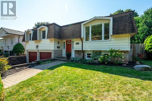 498 Sparling Crescent, Burlington, ON - Outdoor With Facade