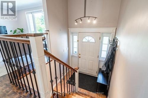 498 Sparling Crescent, Burlington (Shoreacres), ON - Indoor Photo Showing Other Room