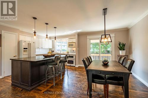 498 Sparling Crescent, Burlington (Shoreacres), ON - Indoor Photo Showing Dining Room