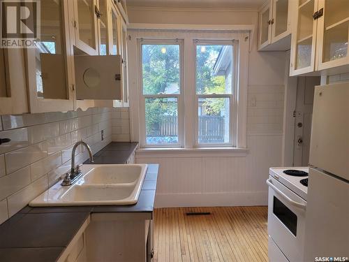 2148 Argyle Street, Regina, SK - Indoor Photo Showing Kitchen