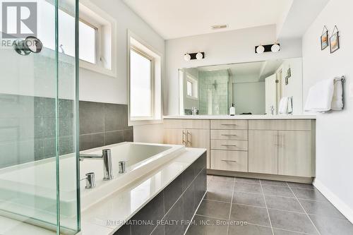 13 Caroline Carpenter Grove, Toronto (Downsview-Roding-Cfb), ON - Indoor Photo Showing Bathroom